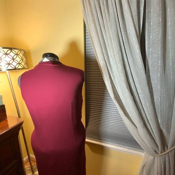 Sleeveless, faux wrap and stunning! - Picture 9 of 9